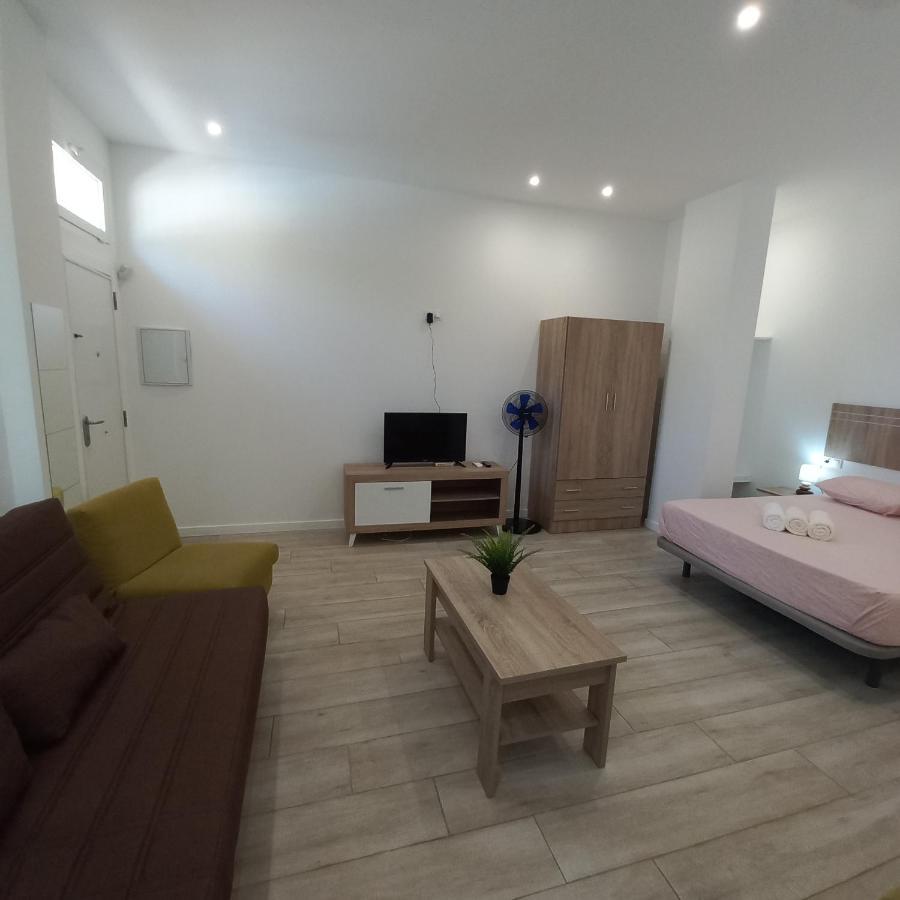 Malaga Velarde Center 3 Apartment Luaran gambar
