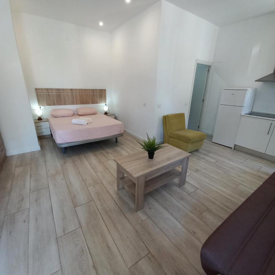 Malaga Velarde Center 3 Apartment Luaran gambar