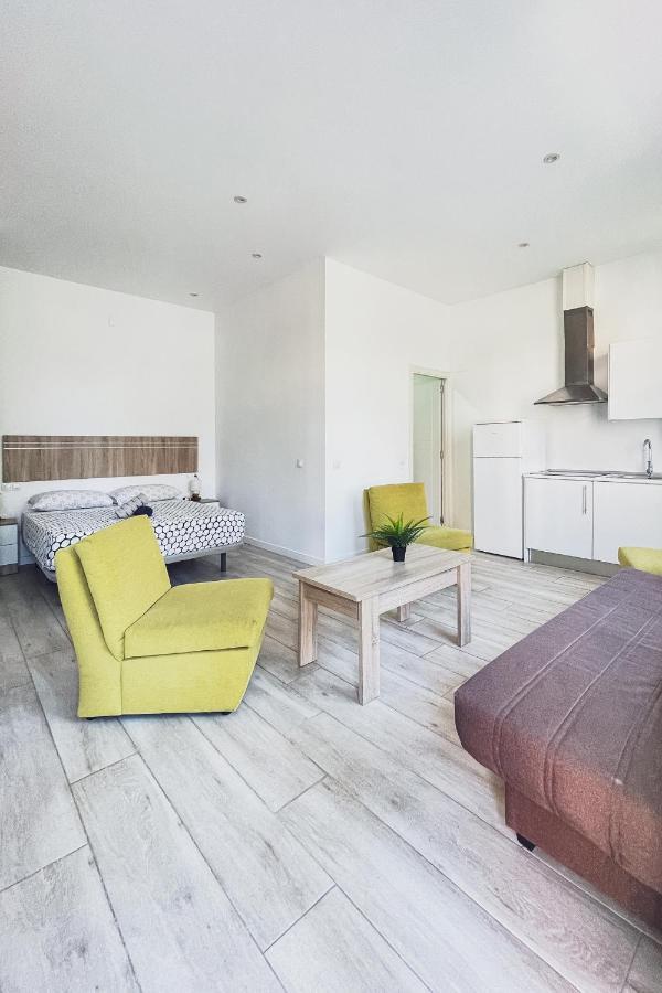Malaga Velarde Center 3 Apartment Luaran gambar