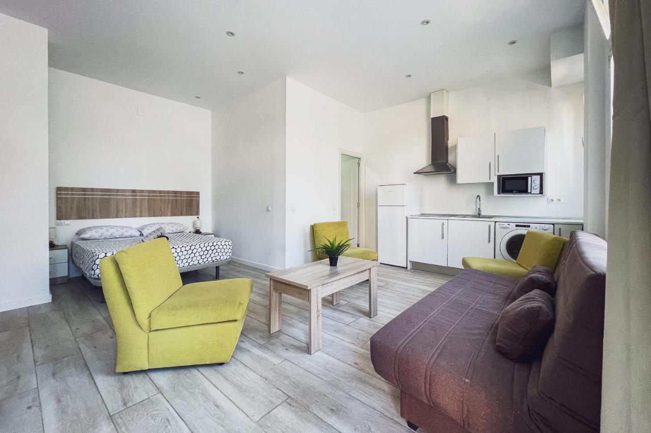 Malaga Velarde Center 3 Apartment Luaran gambar