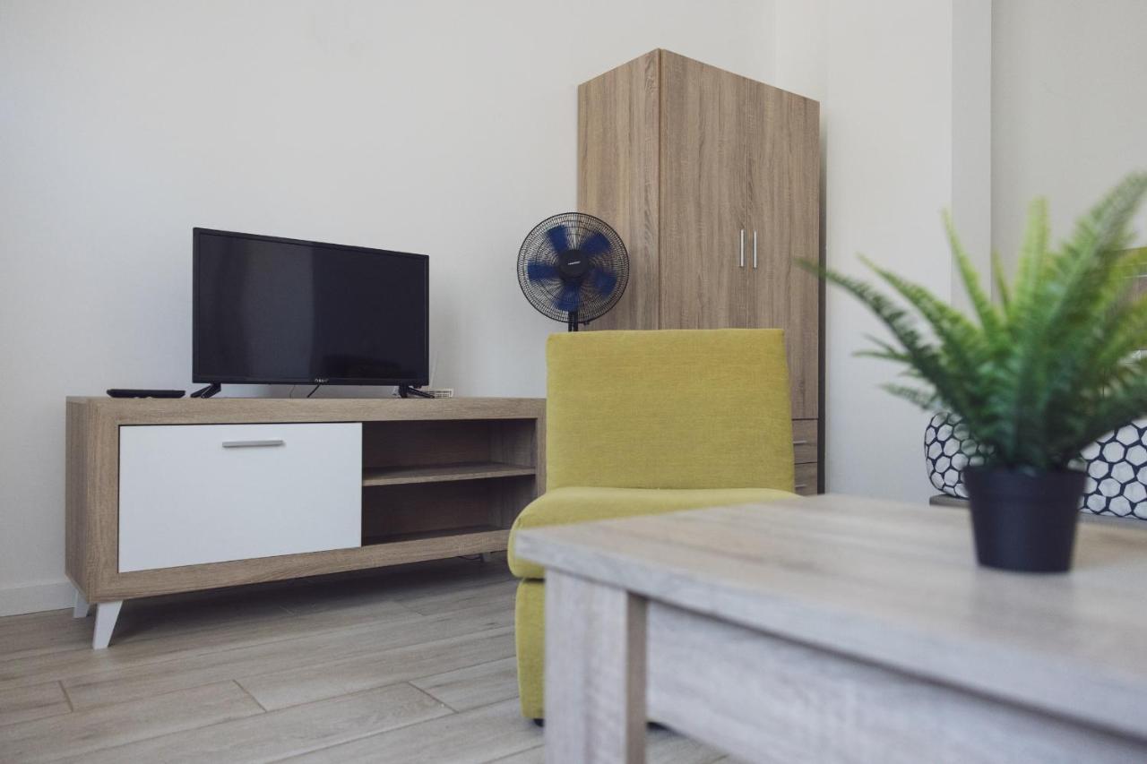 Malaga Velarde Center 3 Apartment Luaran gambar